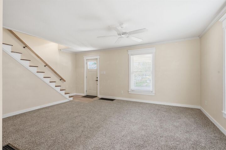 Property Photo:  409 Madison Street  IA 50658 
