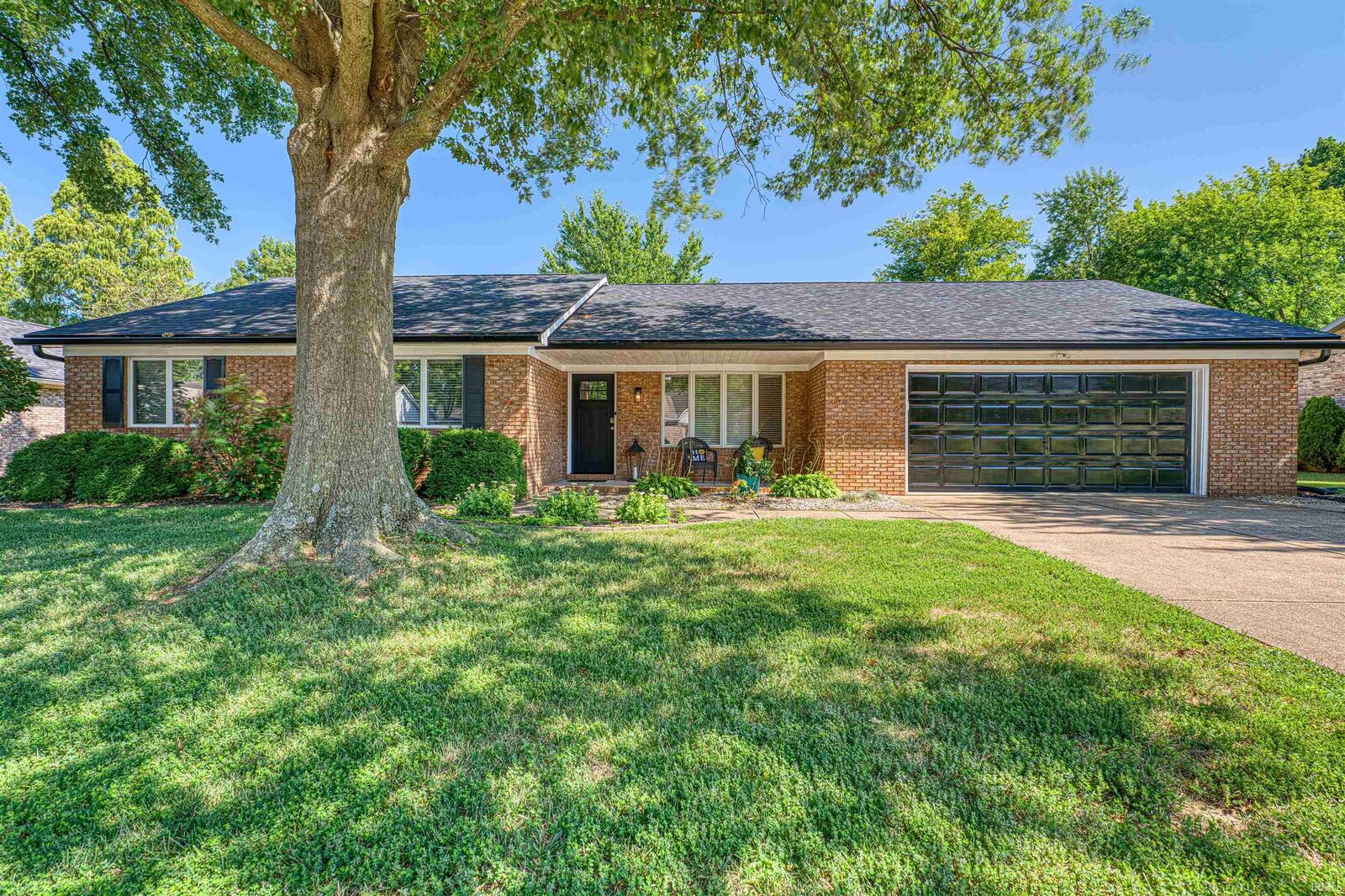 Property Photo:  8666 Greywing Drive  IN 47630 