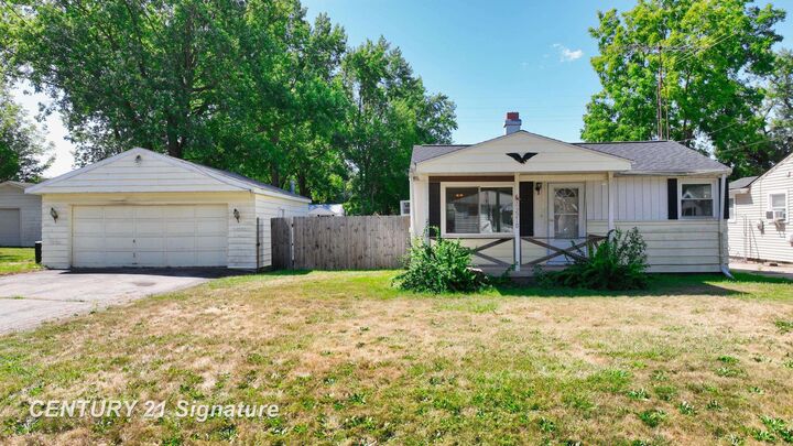 Property Photo: 2210 Williamson Avenue MI 48529