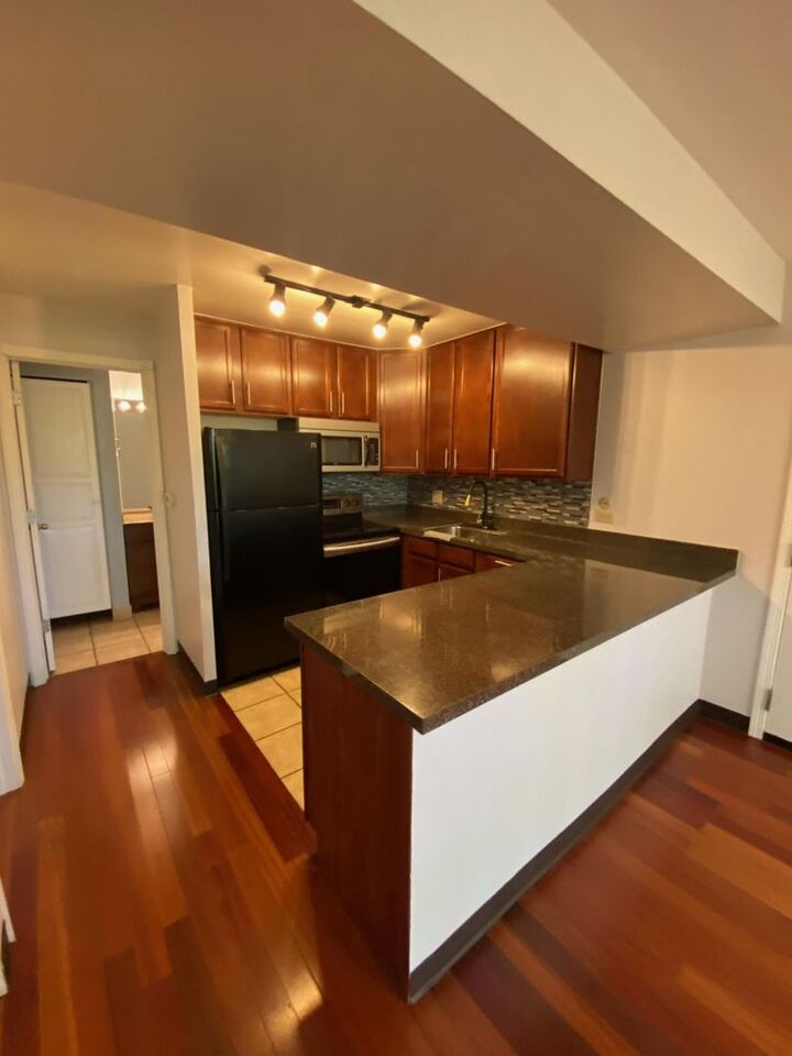 Property Photo: 5813 Oakwood Drive D IL 60532