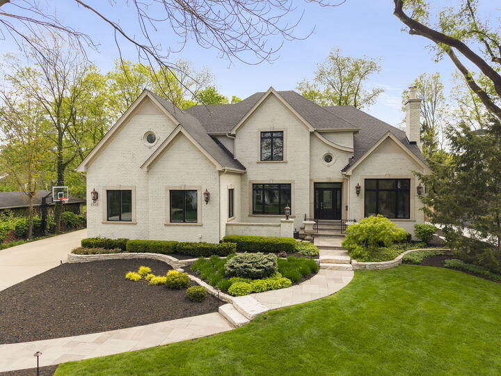 Property Photo: 1046 Sylvan Circle IL 60540