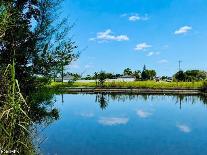 Property Photo: 2120 SW 5th Avenue FL 33991