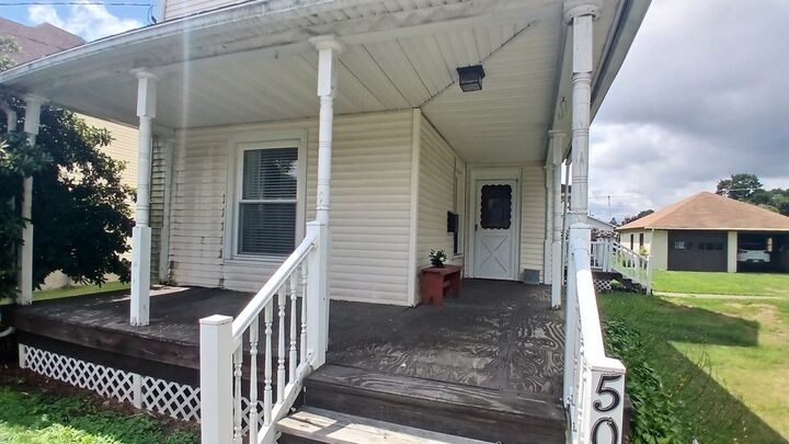 Property Photo:  507 Dogwood Avenue  PA 18810 