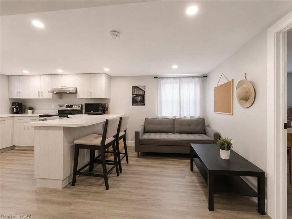Property Photo:  36 West 1st Street Lower  ON L9C 3B8 