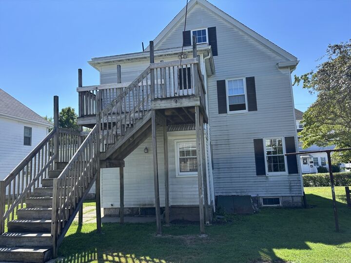 Property Photo:  9 Genoa Avenue 1  MA 01757 