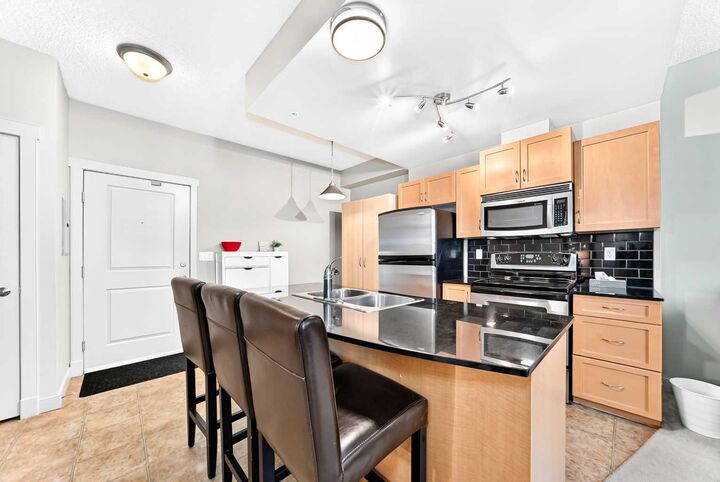 Property Photo: 11811 Lake Fraser Drive SE 5601 AB T2J 7J4
