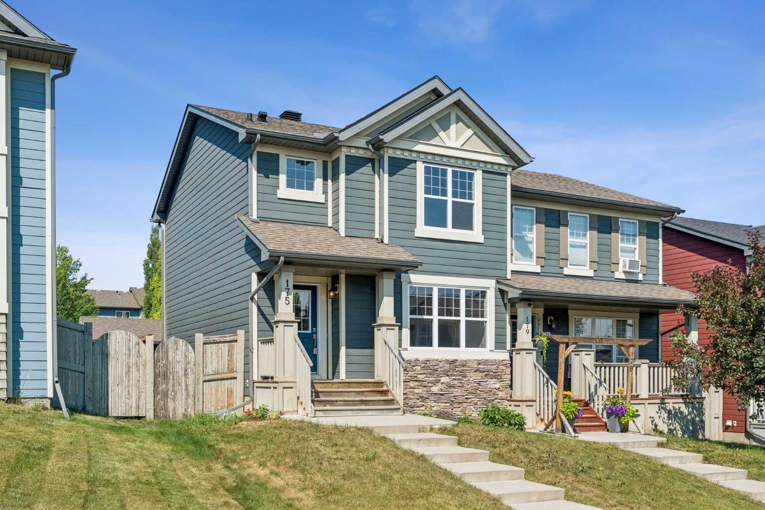 Property Photo: 175 Panamount Way NW AB T3K 0S8