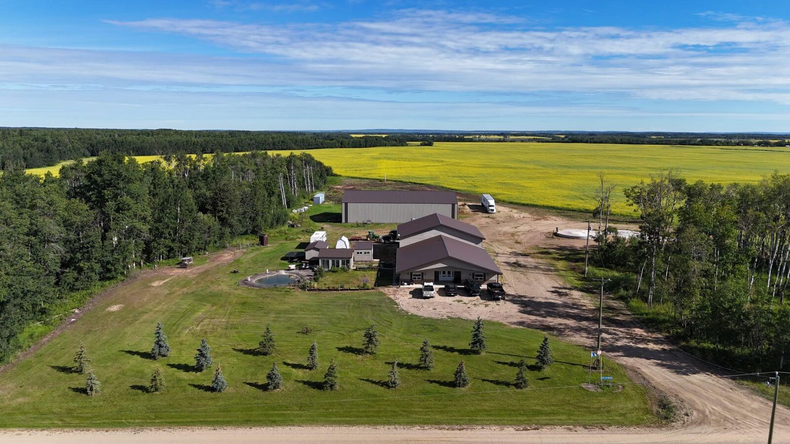 Property Photo: 41066 Twp Rd 824 AB T0H 1L0