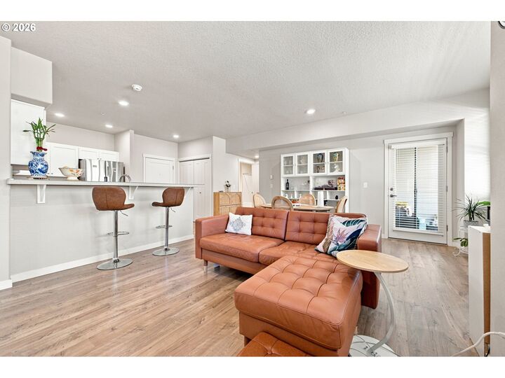 Property Photo:  17149 SW Snowdale St  OR 97007 