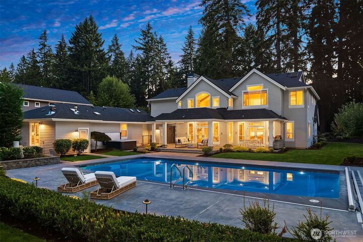 Property Photo:  5866  127th Avenue NE  WA 98033 