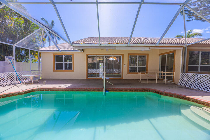 Property Photo: 10206 Allamanda Boulevard FL 33410