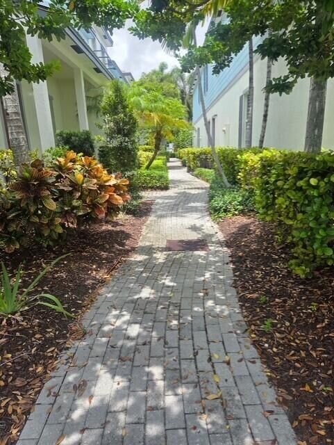 Property Photo: 121 N K Street D FL 33460