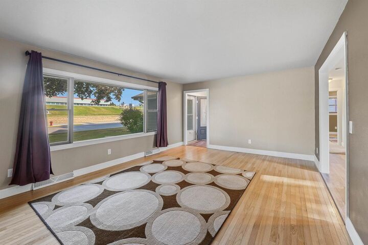 Property Photo: 466 N Henninger Street WI 53050