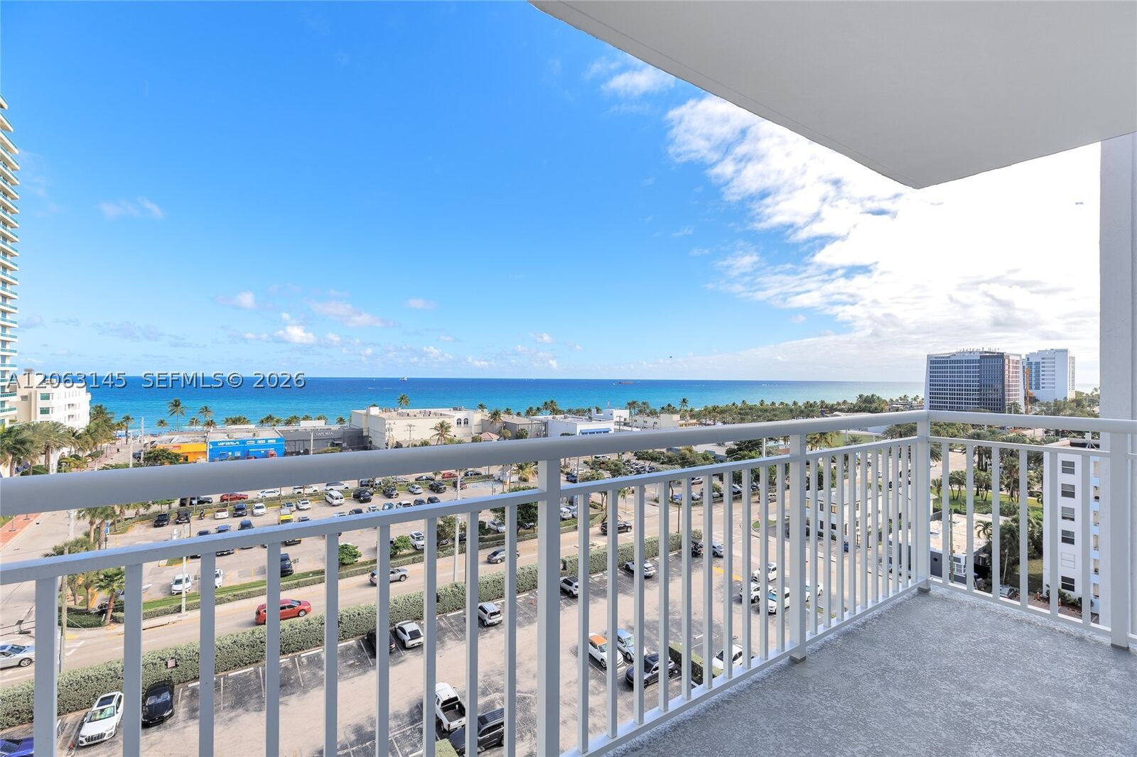 Property Photo: 200 S Birch Rd 1015 FL 33316