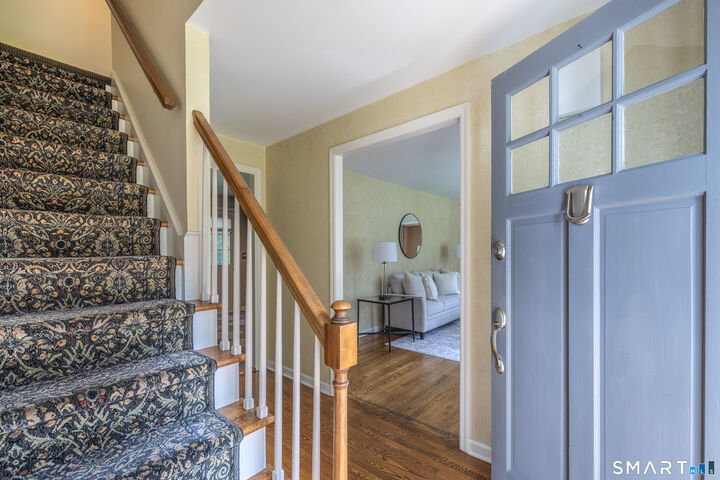 Property Photo: 5 Grand Place CT 06470