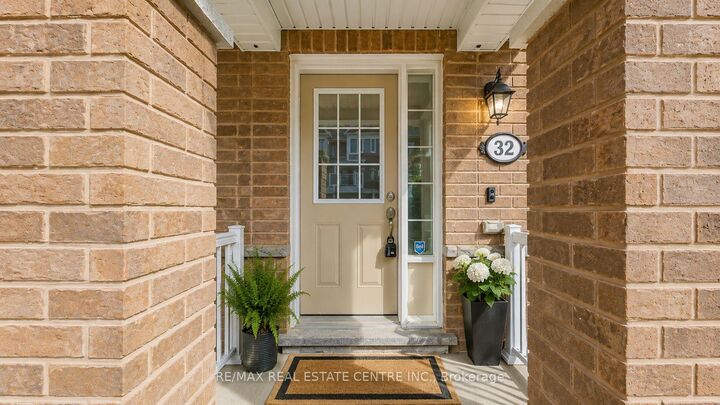 Property Photo: 32 Bluegill Crescent ON L1P 0E4