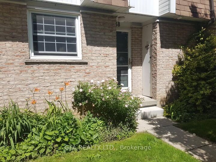 383 Edinburgh Road S 38 — photo 1