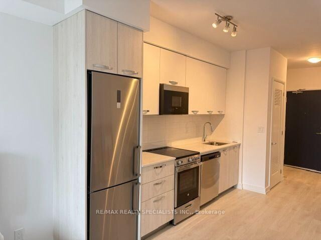 Property Photo:  75 James Street S 708  ON L8P 2Y9 