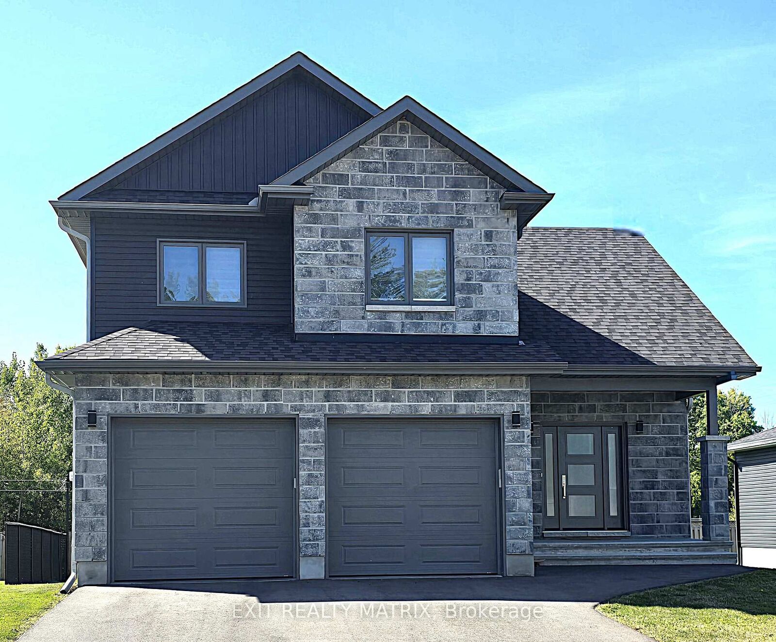 Property Photo: 10 Glenco Road ON K0C 2A0