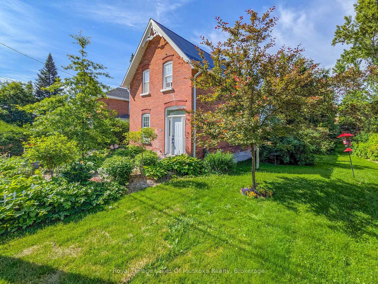 Property Photo: 212 James Street ON P1L 2B8