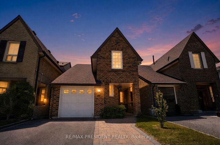 Property Photo: 29 Norbrook Crescent ON M9V 4P7