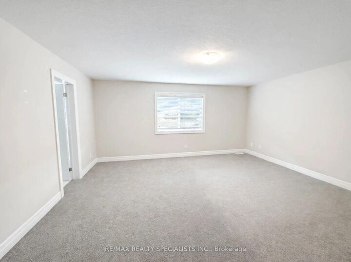 Property Photo: 3074 Turner Crescent ON N6M 0B2