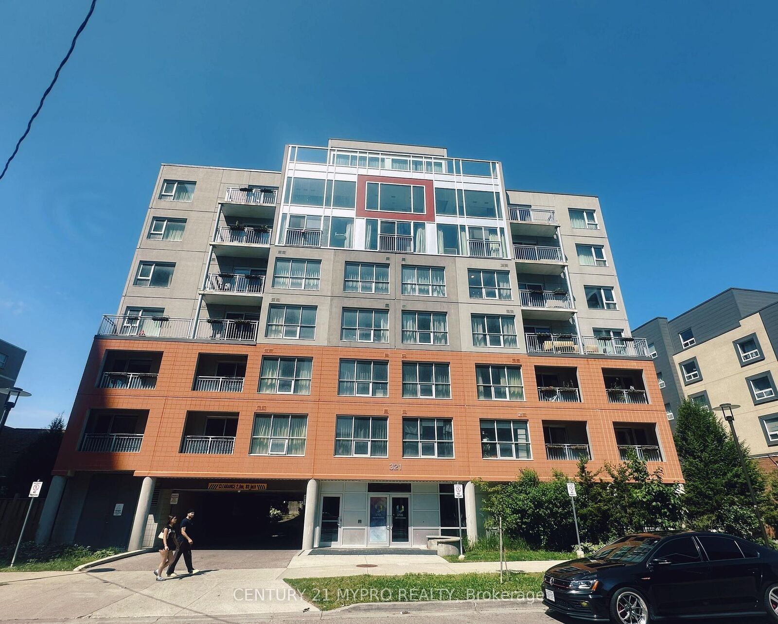 Property Photo:  321 Spruce Street 801  ON N2L 0G4 