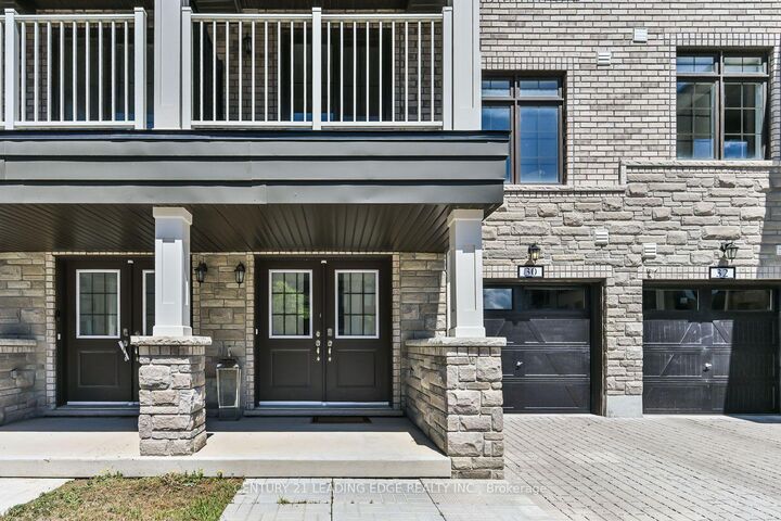 Photo de la propriété:  30 William Shearn Crescent  ON L6C 3J4 