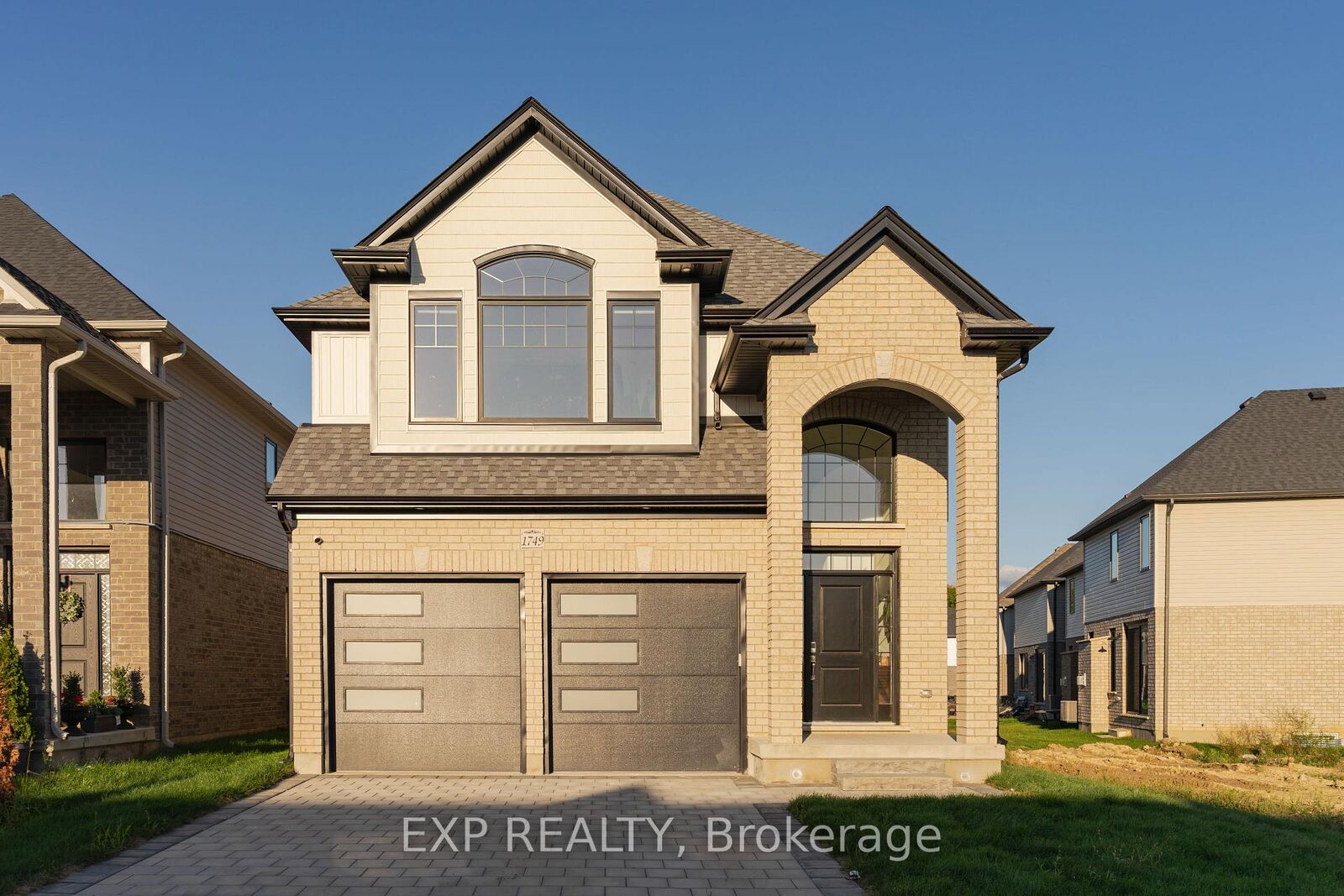 Property Photo:  1749 Finley Crescent Bsmnt  ON N6G 0B4 
