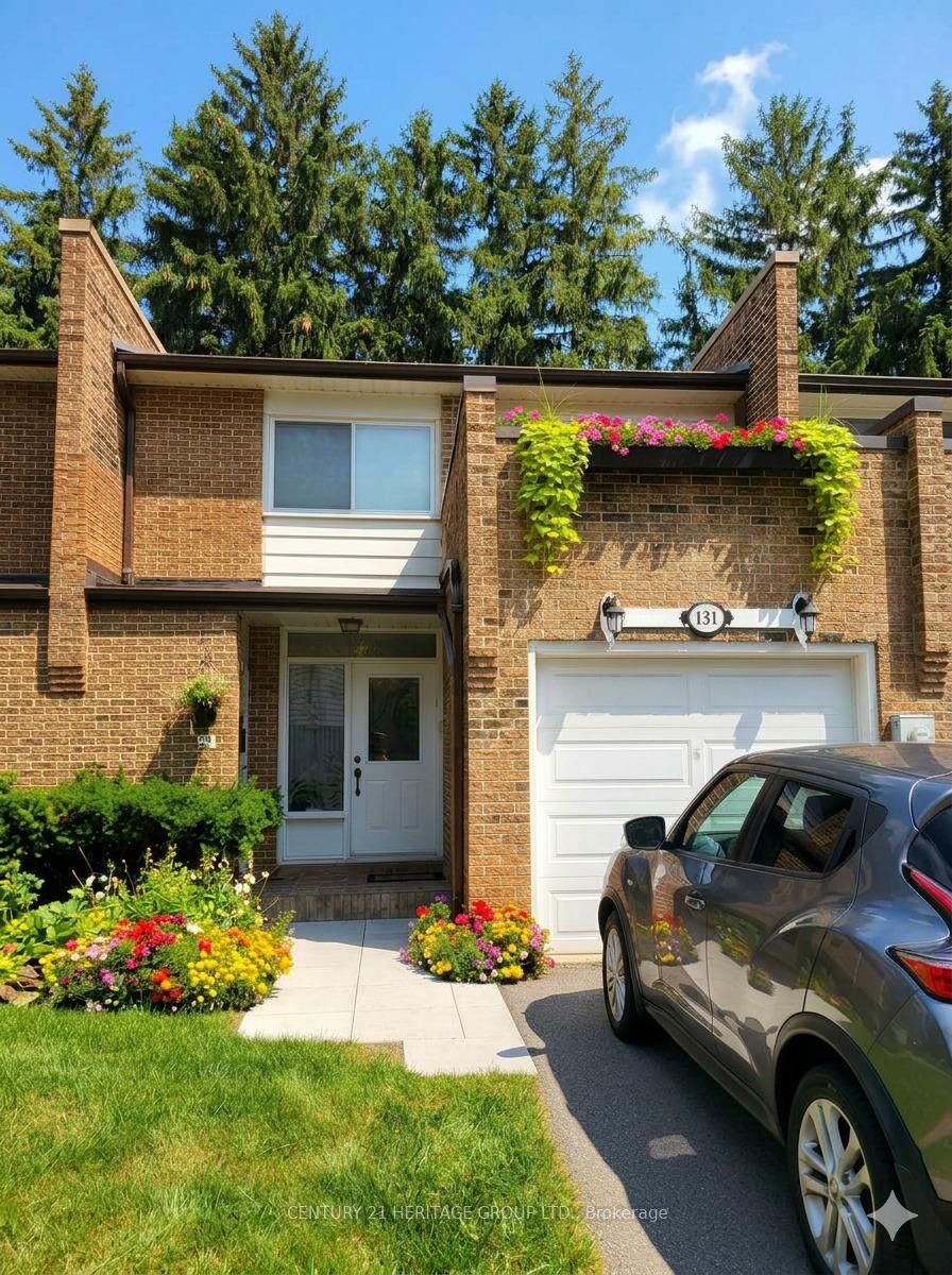 Property Photo: 131 Black Hawk Way ON M2R 3L7