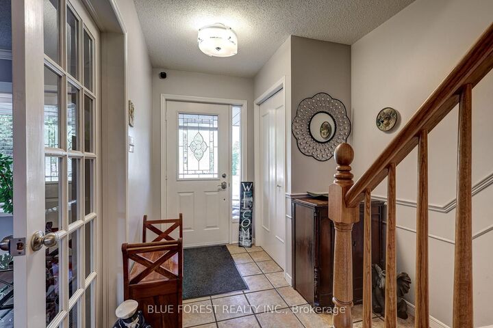 Property Photo:  5 Bonaparte Lane  ON N5V 4B1 