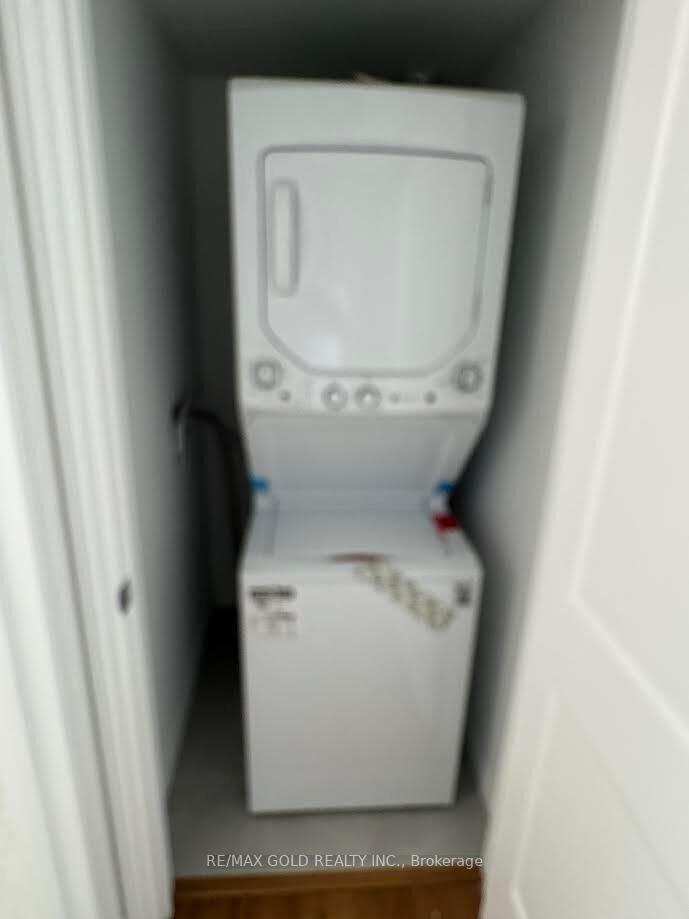Property Photo: 12 Suncrest Lane 207 ON P1H 1G1