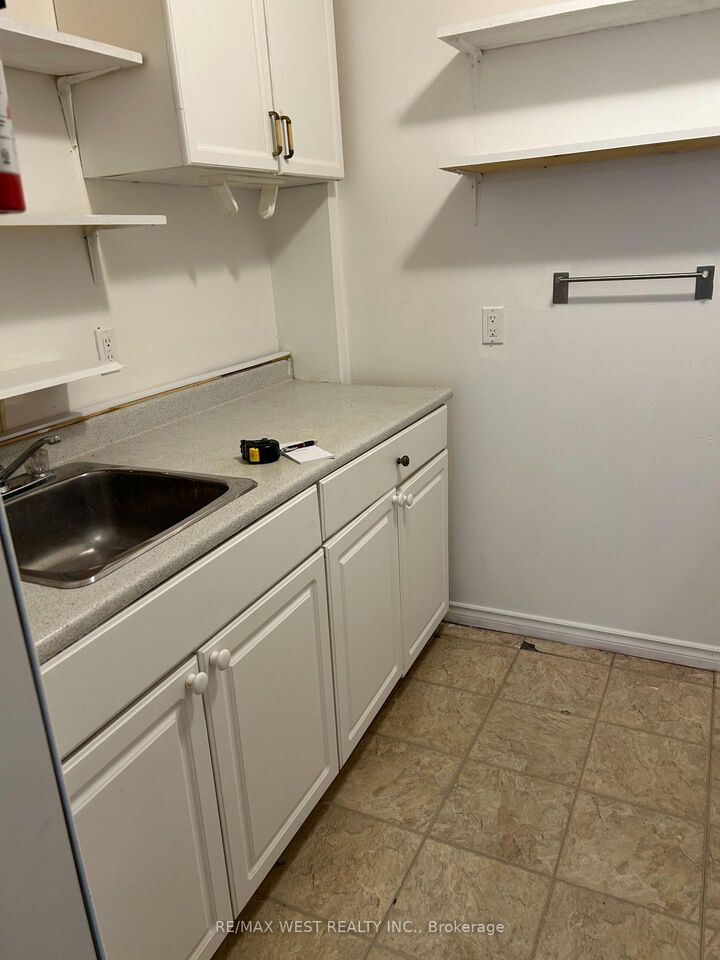 Property Photo: 89 King Street 7 ON K0M 2T0
