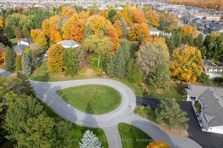 18 Howard Court — photo 1