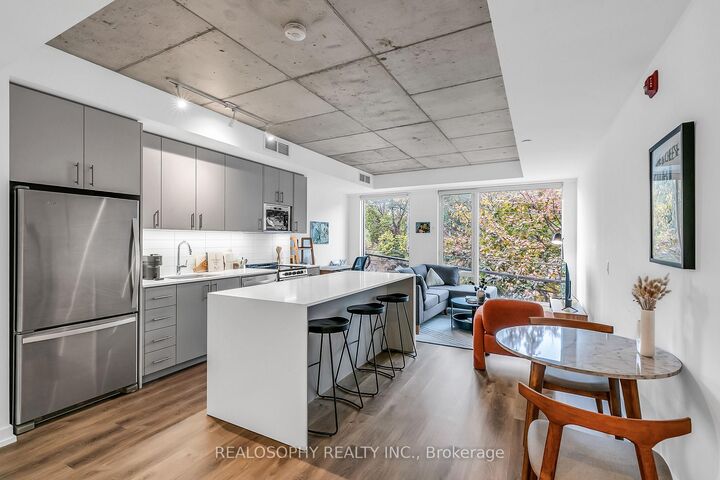 Property Photo: 115 Larchmount Avenue 210 ON M4M 2Y6