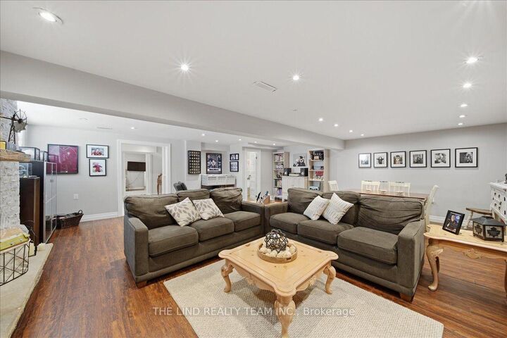 Property Photo: 163 Orchard Heights Boulevard ON L4G 3A3