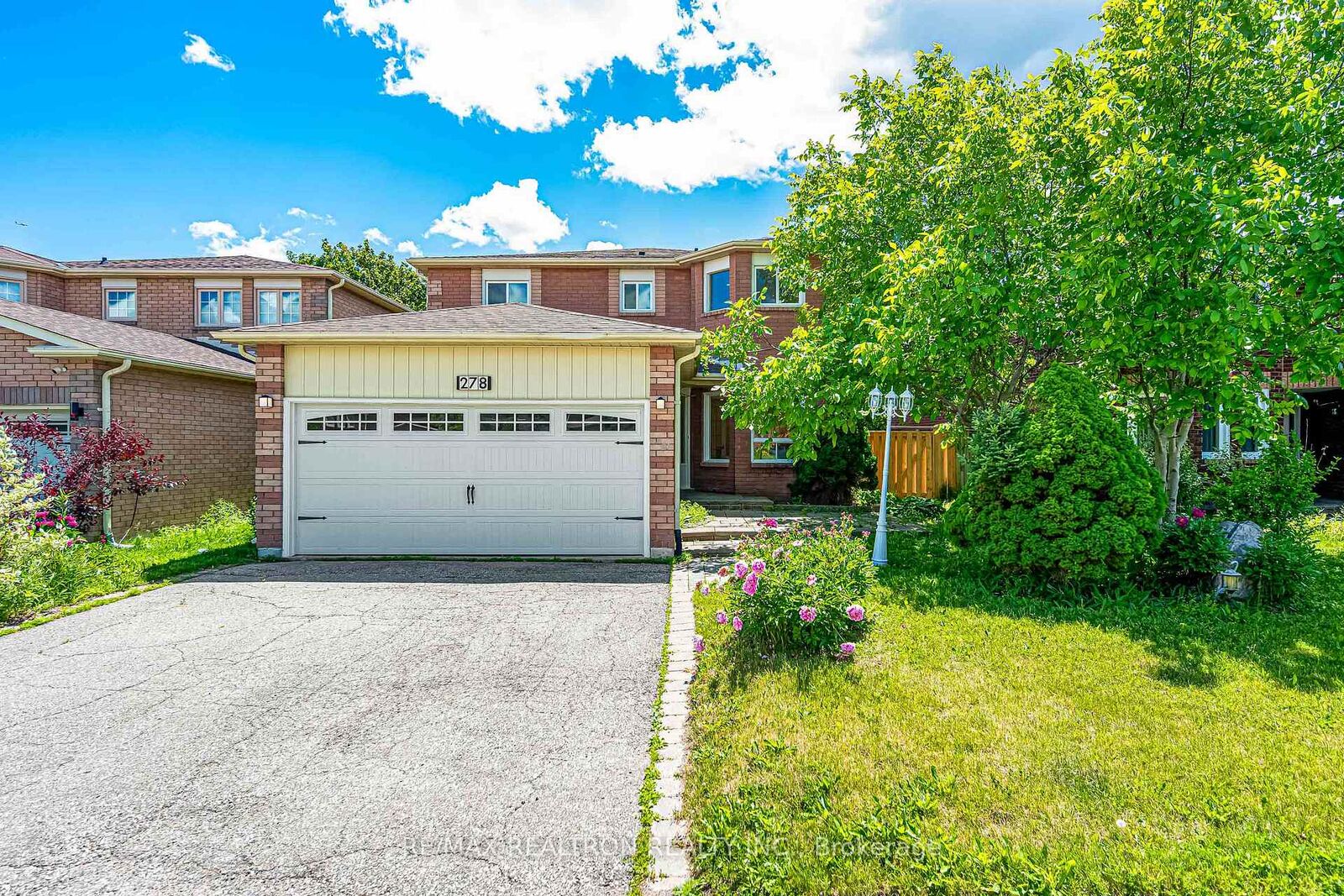 Property Photo: 278 Bernard Avenue ON L4S 1C9