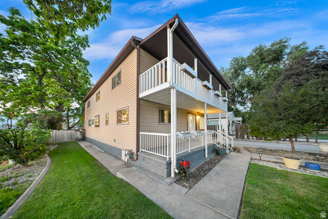 Property Photo: 374 W Lakeview Rd S UT 84042