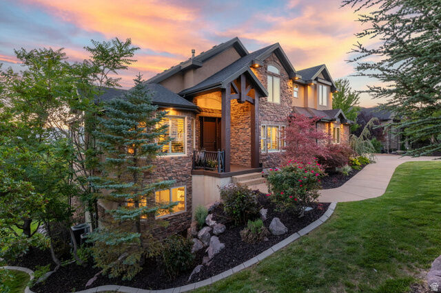 Property Photo: 12894 S Ellerbeck Ln UT 84020