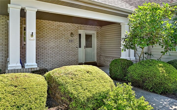 Property Photo: 101 Walker Ln PA 15044