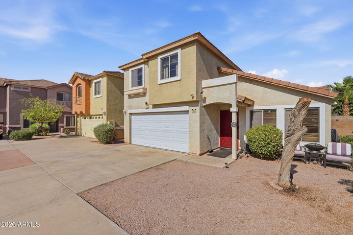 Property Photo:  1213 S Boulder Street B  AZ 85296 
