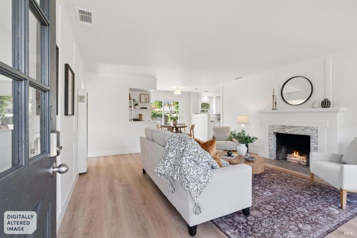 Property Photo:  1825 Robin Hood Lane  CA 95405 