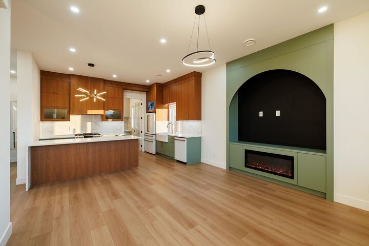Property Photo: 11313 137 Street 101 BC V3R 2J2