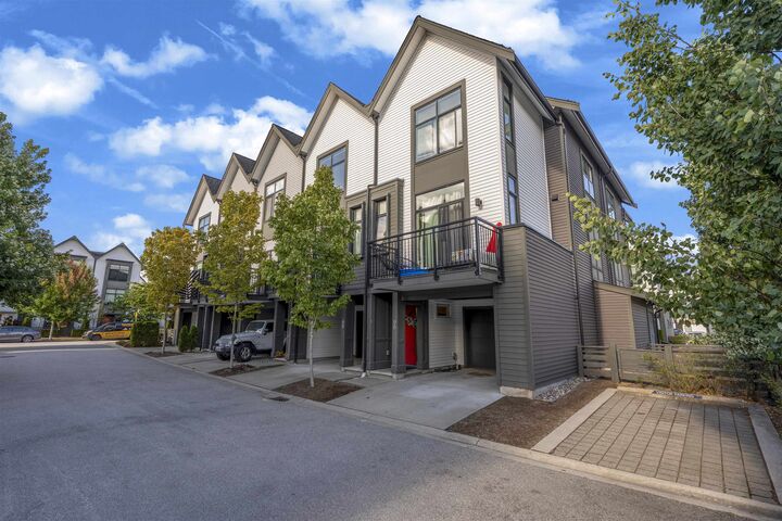 Property Photo: 17568 57A Avenue 99 BC V3S 7V2