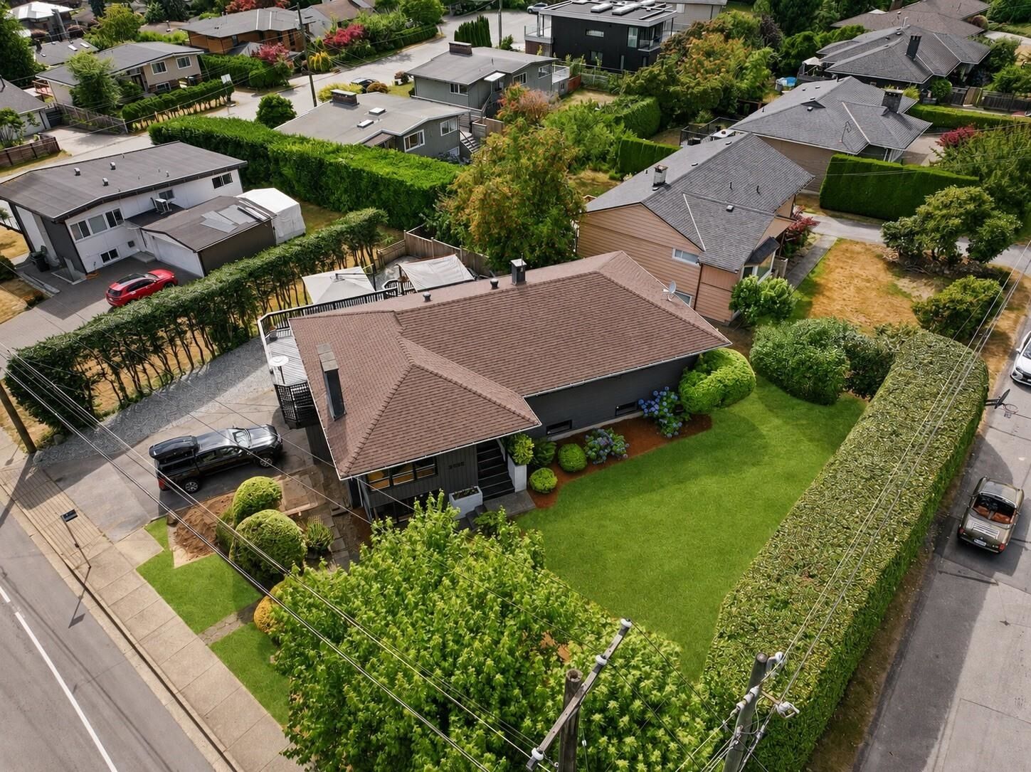 Property Photo: 3883 Delbrook Avenue BC V7N 3Z7