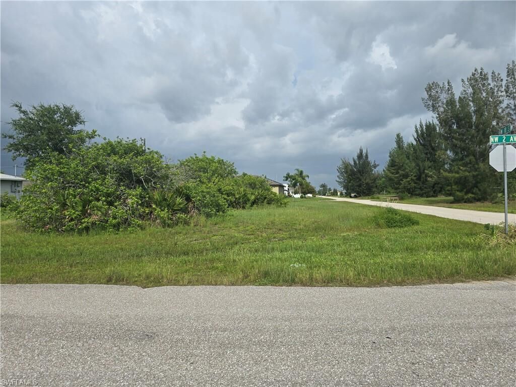 Property Photo:  1801 NW 2nd Ave  FL 33993 