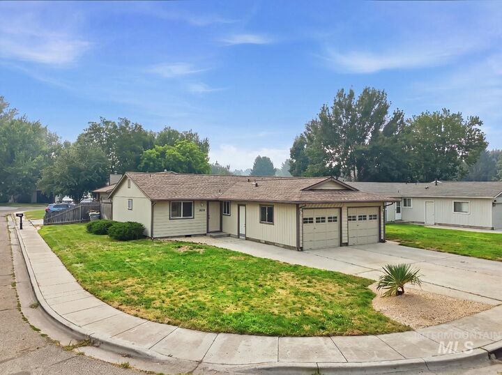 Property Photo:  1610/1612 S Londoner Ave  ID 83706 