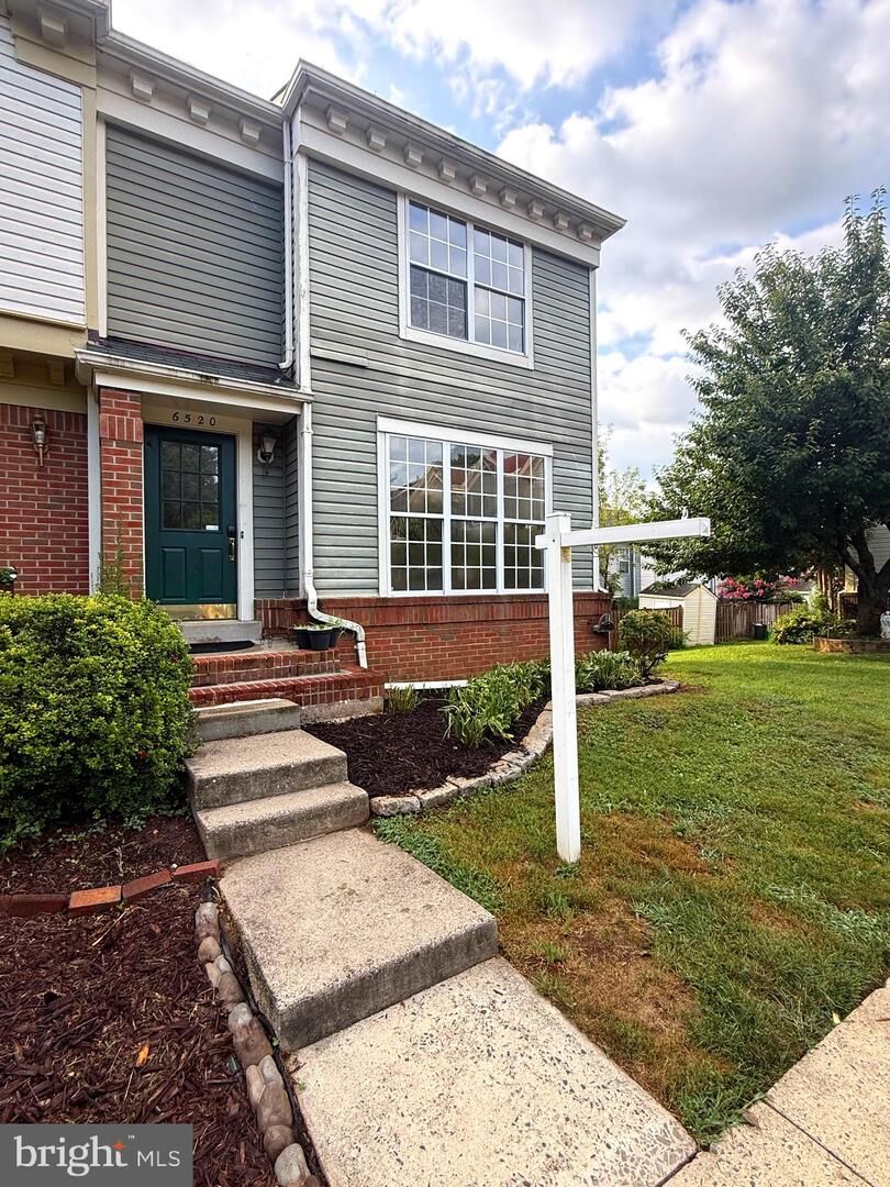 Property Photo: 6520 Medinah Lane VA 22312