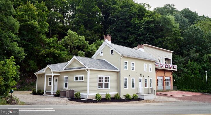 Property Photo:  30 N Franklin Street  NJ 08530 