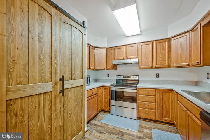 Property Photo: 492 Twin Cove Lane MD 20688